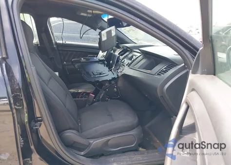 2015 Ford Police Interceptor из США, поврежденный, VIN 1FAHP2MK9FG151883